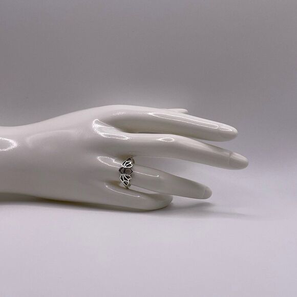 Vintage Jewelers Women’s Lotus Flower Leaves Silver Ring - Picture 1 of 9